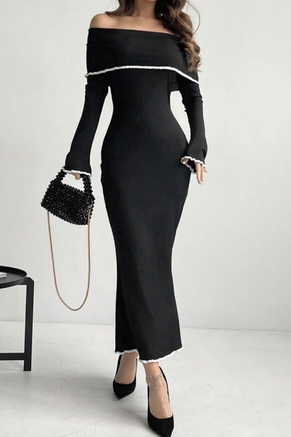 Contrast Trim Off-Shoulder Long Sleeve Maxi Sweater Dress